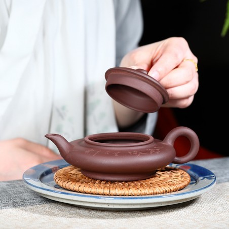 Yixing Zisha Teapot Handmade  Chinese Ceramic  Kettle 120ml Purple Clay Ore Authentic Teapot