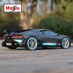 1:24 Bugatti Divo Sportautode kollektsioonimudel, auto mänguasjad