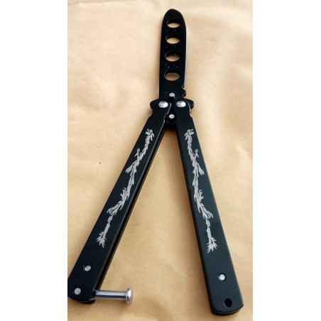 Perhonen veitsi fire-breathing dragon, kouluttaja perhonen